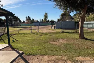 5401 W Paradise Ln, Glendale, AZ 85306 - Photo 2