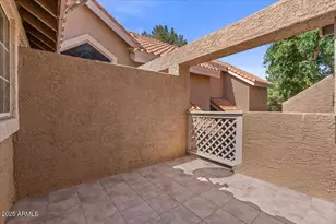 1633 E Lakeside Dr, Gilbert, AZ 85234 - Photo 14