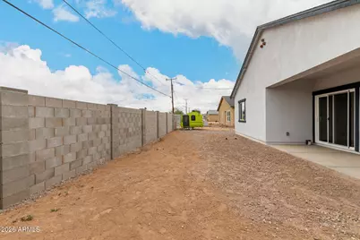 9455 W Pineveta Drive, Arizona City, AZ 85123 - Photo 32