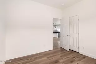 9455 W Pineveta Dr, Arizona City, AZ 85123 - Photo 24