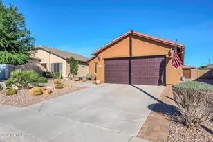 7988 W Candlewood Way, Florence, AZ 85132 - Photo 2