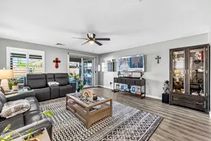 7988 W Candlewood Way, Florence, AZ 85132 - Photo 4