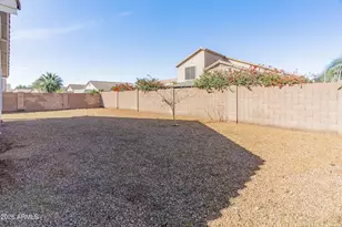 7570 W Nicolet Ave, Glendale, AZ 85303 - Photo 26