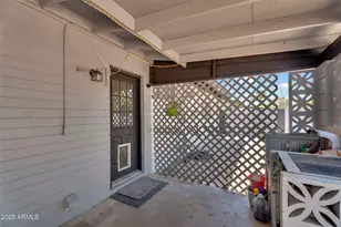 122 E Hermosa Dr, Tempe, AZ 85282 - Photo 28