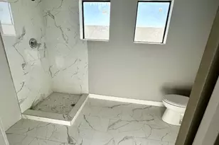 11830 N 28th Dr, Phoenix, AZ 85029 - Photo 18