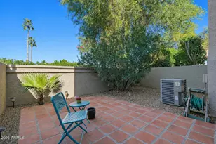 7956 E Pepper Tree Ln, Scottsdale, AZ 85250 - Photo 30