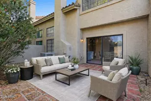 7956 E Pepper Tree Ln, Scottsdale, AZ 85250 - Photo 4