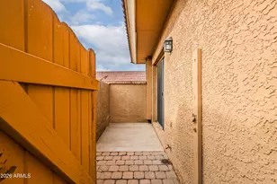 501 W Yukon Dr, Phoenix, AZ 85027 - Photo 16