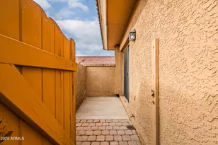 501 W Yukon Dr, Phoenix, AZ 85027 - Photo 16