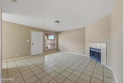 501 W Yukon Drive #4, Phoenix, AZ 85027 - Photo 6