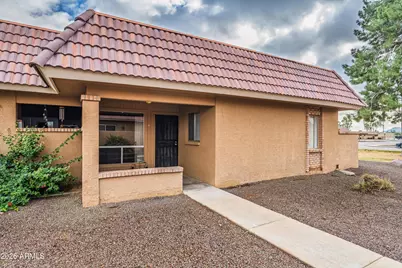 501 W Yukon Drive #Unit 4, Phoenix, AZ 85027 - Photo 2