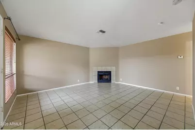 501 W Yukon Drive #Unit 4, Phoenix, AZ 85027 - Photo 4