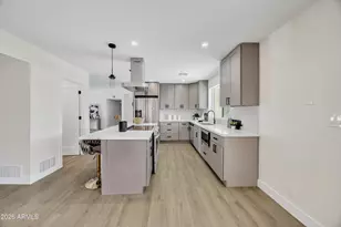 2011 E Gary Cir, Mesa, AZ 85213 - Photo 10