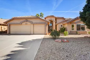 18801 N 89th Ave, Peoria, AZ 85382 - Photo 1