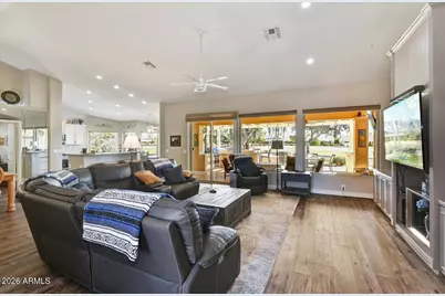 18801 N 89th Avenue, Peoria, AZ 85382 - Photo 4