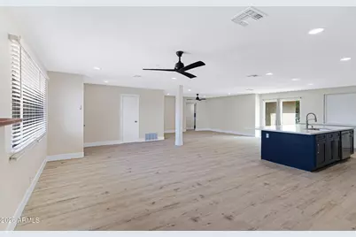 3921 S Kenneth Place, Tempe, AZ 85282 - Photo 8