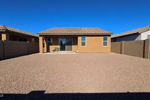 16839 W Evergreen Rd, Waddell, AZ 85355 - Photo 26