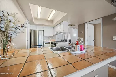 2020 W Union Hills Drive #211, Phoenix, AZ 85027 - Photo 10