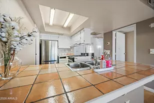 2020 W Union Hills Dr, Phoenix, AZ 85027 - Photo 10