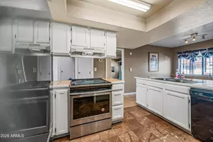 2020 W Union Hills Dr, Phoenix, AZ 85027 - Photo 12