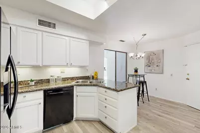 9481 N 105th Place, Scottsdale, AZ 85258 - Photo 10