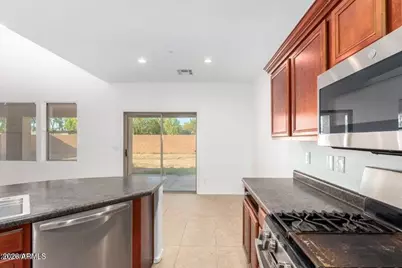 12160 W Chase Lane, Avondale, AZ 85323 - Photo 10