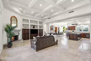 6908 E Hummingbird Ln, Paradise Valley, AZ 85253 - Photo 8