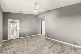 16528 W Lariat Ln, Surprise, AZ 85387 - Photo 12