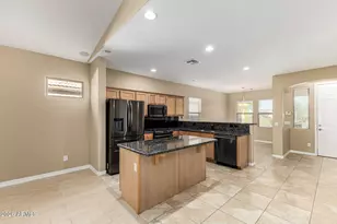 16528 W Lariat Ln, Surprise, AZ 85387 - Photo 8