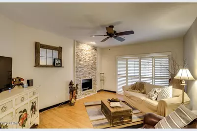 8653 E Royal Palm Road #1026, Scottsdale, AZ 85258 - Photo 4