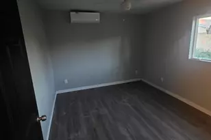 140 W Ivyglen St, Mesa, AZ 85201 - Photo 6