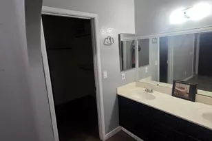 140 W Ivyglen St, Mesa, AZ 85201 - Photo 8