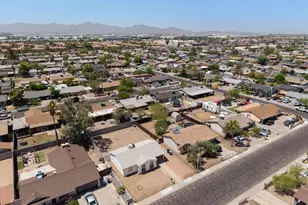 7139 W Palm Ln, Phoenix, AZ 85035 - Photo 30