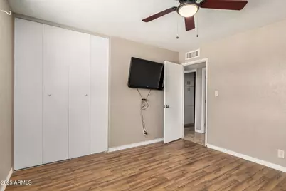 6312 N 41st Avenue, Phoenix, AZ 85019 - Photo 16