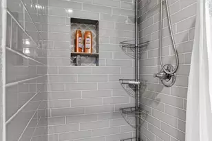 9889 E Topaz Dr, Scottsdale, AZ 85258 - Photo 52