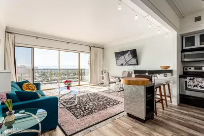 4750 N Central Avenue #J17, Phoenix, AZ 85012 - Photo 4