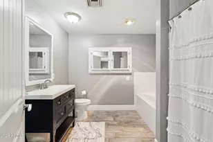 5339 E Osborn Rd, Phoenix, AZ 85018 - Photo 6