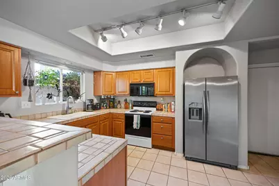 5032 E Siesta Drive #3, Phoenix, AZ 85044 - Photo 12