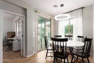 2623 N Walker Way, Phoenix, AZ 85008 - Photo 10