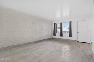 2925 N 38th St, Phoenix, AZ 85018 - Photo 10