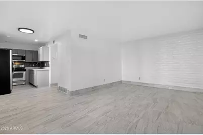 2925 N 38th Street #2, Phoenix, AZ 85018 - Photo 1