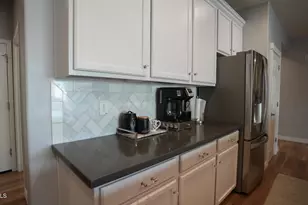 10052 W Foothill Dr, Peoria, AZ 85383 - Photo 14