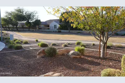 10052 W Foothill Drive, Peoria, AZ 85383 - Photo 2