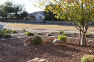 10052 W Foothill Dr, Peoria, AZ 85383 - Photo 2