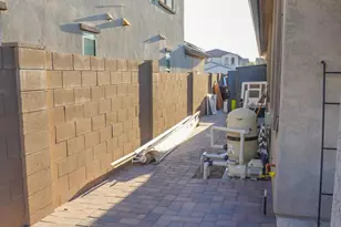 10052 W Foothill Dr, Peoria, AZ 85383 - Photo 40