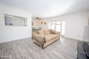 2101 W Glenn Dr, Phoenix, AZ 85021 - Photo 2