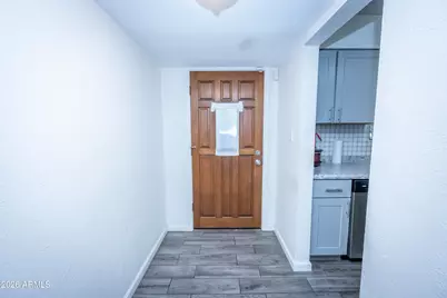 2101 W Glenn Drive, Phoenix, AZ 85021 - Photo 8