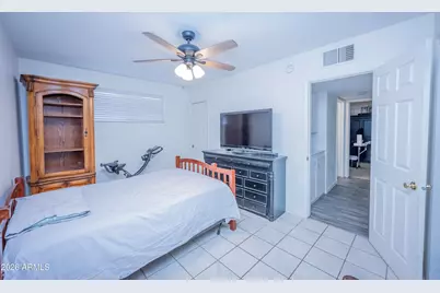 2101 W Glenn Drive, Phoenix, AZ 85021 - Photo 40