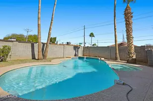 3124 E Dahlia Dr, Phoenix, AZ 85032 - Photo 4