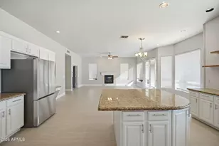 1425 W Commerce Ave, Gilbert, AZ 85233 - Photo 14